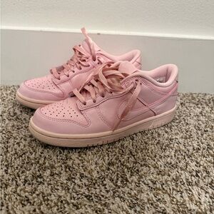Nike Women's Soft Pink Sneakers